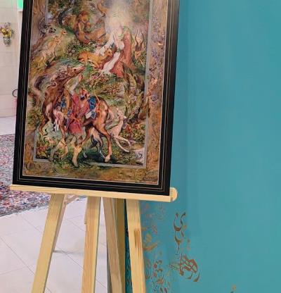 Ausstellung mit Werken des renommierten iranischen Künstlers Mahmoud Farshchian in Berlin stattgefunden.